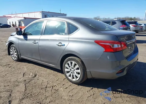 2017 Nissan Sentra S z USA, uszkodzony, nr VIN 3N1AB7AP9HY343848